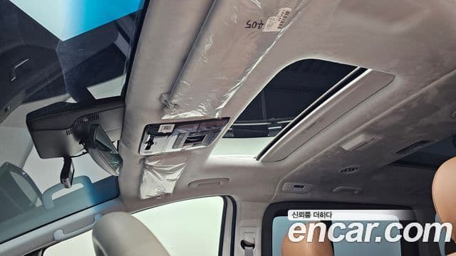 Hyundai Staria 2025 — Фото 19/20
