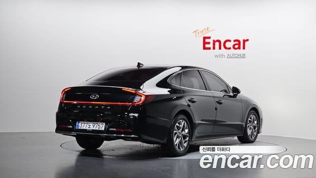 Hyundai Sonata 2021 — Фото 2/20