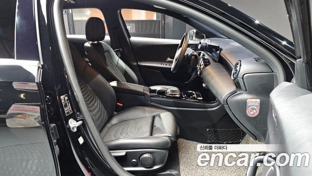 Mercedes-Benz A-Class 2019 — Фото 12/20