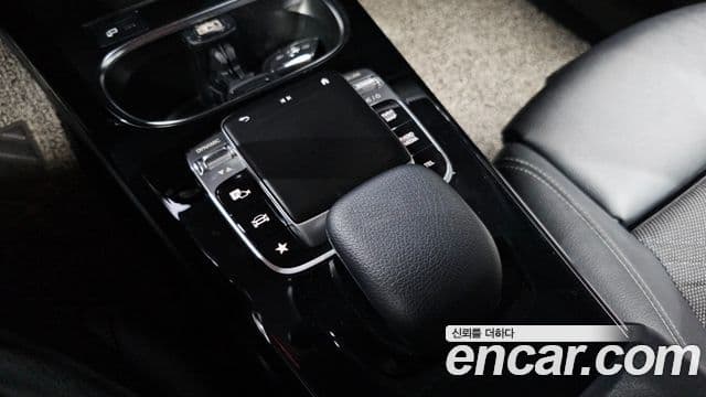 Mercedes-Benz A-Class 2019 — Фото 17/20