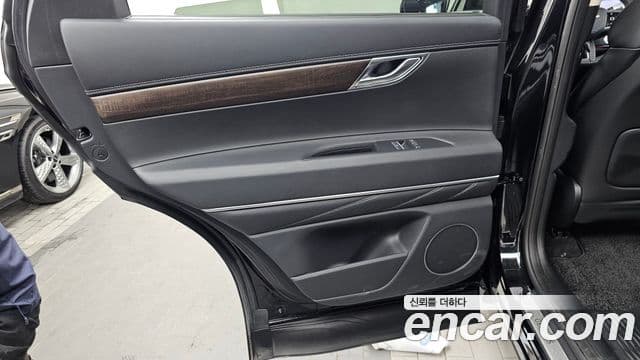 Genesis GV80 2024 — ფოტო 19/36