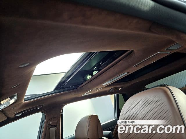 Genesis G90 2022 — Photo 7/20