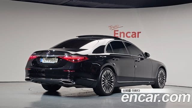 Mercedes-Benz S-Class 2023 — Şəkil 11/37