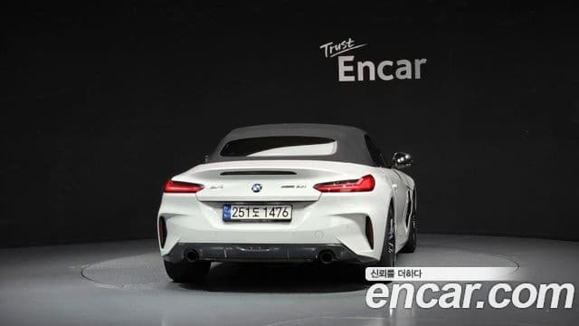 BMW Z4 2022 — Photo 11/30