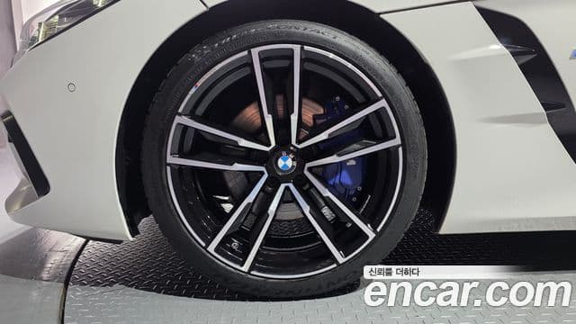 BMW Z4 2022 — Photo 9/30