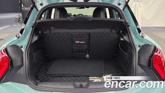 Mini Cooper S 2025 — Photo 26/31