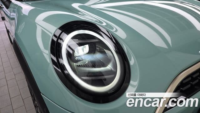 Mini Cooper S 2025 — Photo 7/31