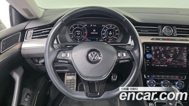 Volkswagen Arteon 2019 — Фото 14/20