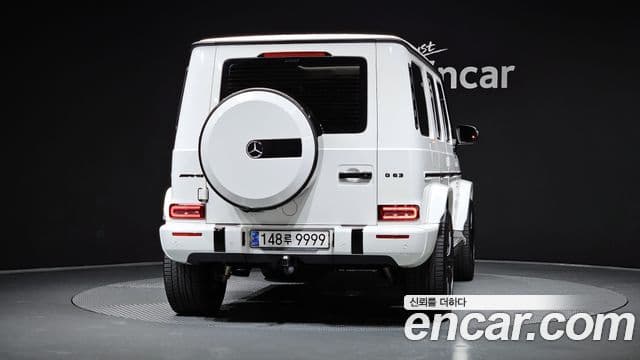 Mercedes-Benz G-Class 2021 — Photo 12/32