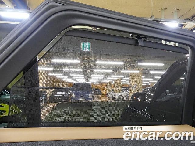 Land Rover Range Rover Sport 2025 — Фото 18/20