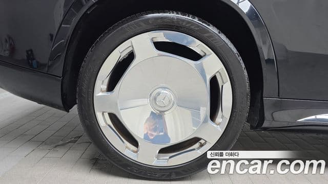 Mercedes-Benz GLS-Class 2020 — Photo 20/20