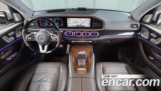 Mercedes-Benz GLS-Class 2020 — Photo 17/20