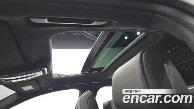 Audi A8 2023 — Photo 27/31