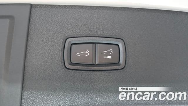 Porsche Cayenne 2024 — ფოტო 13/39