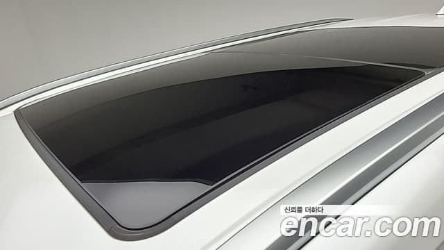 Toyota Highlander 2025 — Фото 18/20