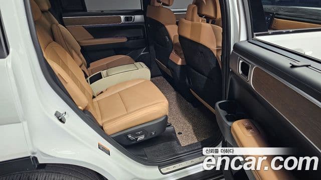 Hyundai Santa Fe 2024 — Photo 16/34
