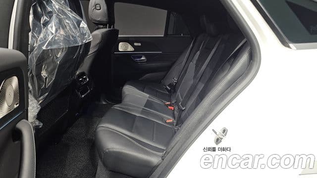 Mercedes-Benz GLE-Class 2023 — Photo 33/35
