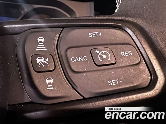 Jeep Wrangler 2025 — Şəkil 8/20