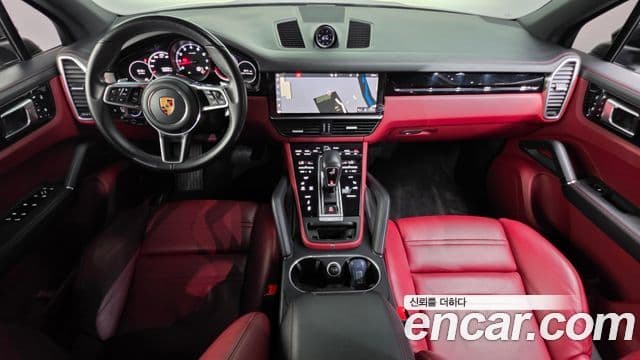 Porsche Cayenne 2019 — Photo 4/20