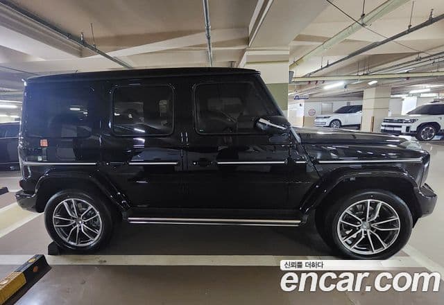 Mercedes-Benz G-Class 2026 — Photo 6/9