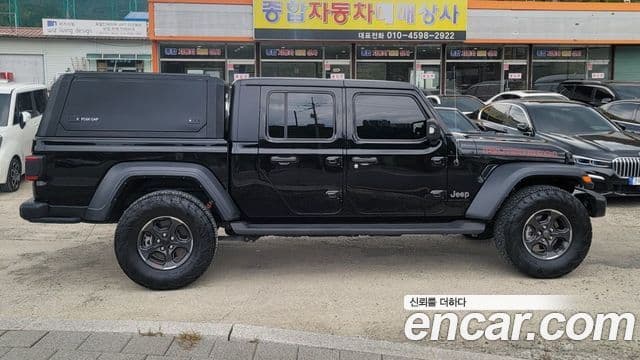 Jeep Gladiator 2022 — Photo 2/19