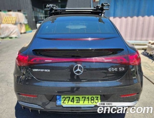 Mercedes-Benz EQE SUV 2023 — ფოტო 7/10