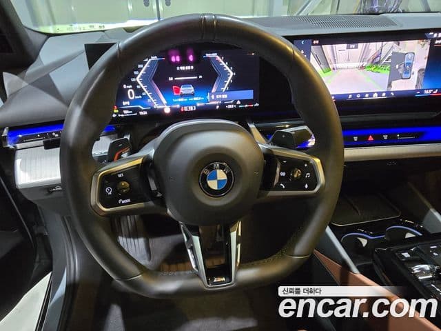BMW 5 Series 2025 — Photo 18/19
