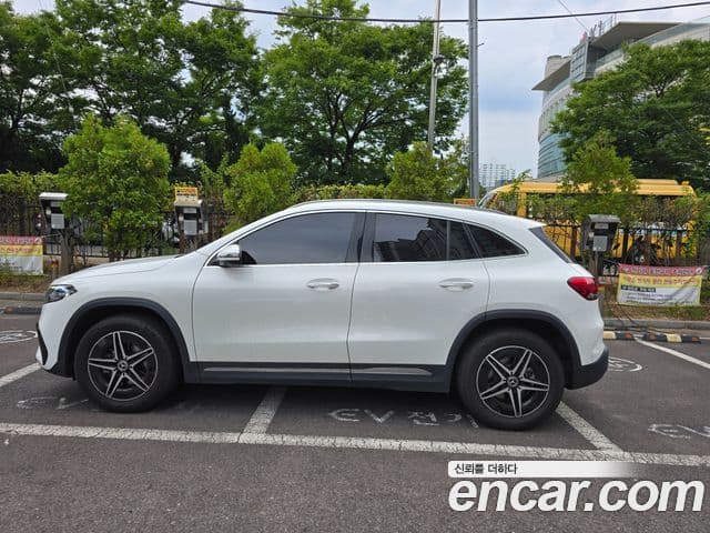 Mercedes-Benz EQA 2023 — ფოტო 15/20