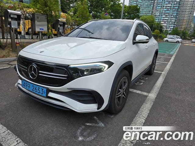 Mercedes-Benz EQA 2023 — ფოტო 19/20