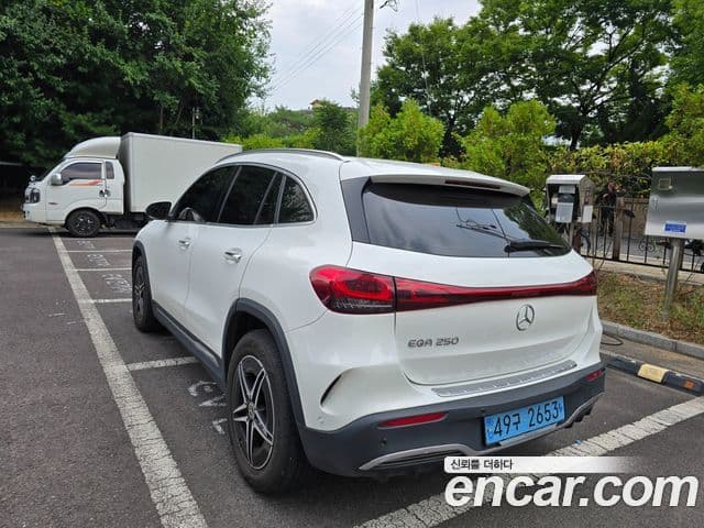 Mercedes-Benz EQA 2023 — ფოტო 11/20
