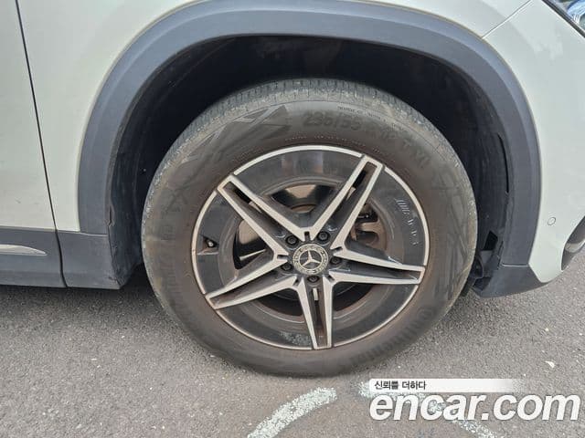 Mercedes-Benz EQA 2023 — ფოტო 7/20
