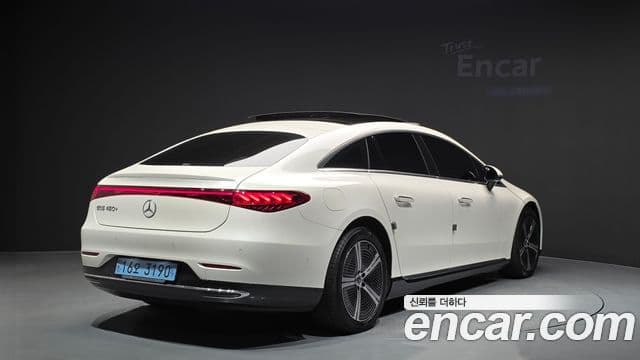 Mercedes-Benz EQS 2022 — ფოტო 26/35