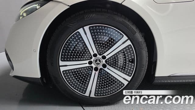 Mercedes-Benz EQS 2022 — ფოტო 7/35