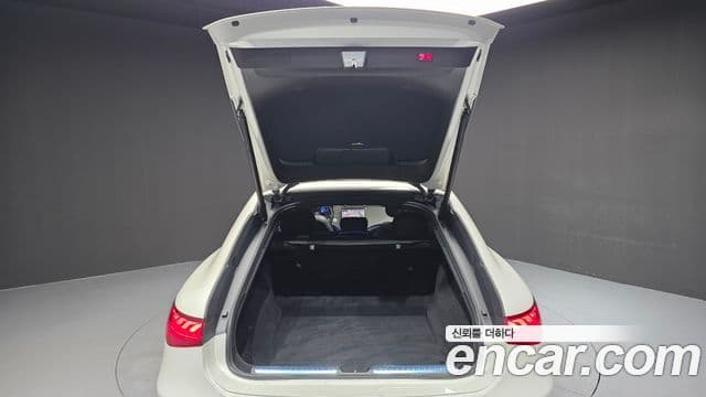 Mercedes-Benz EQS 2022 — ფოტო 20/35