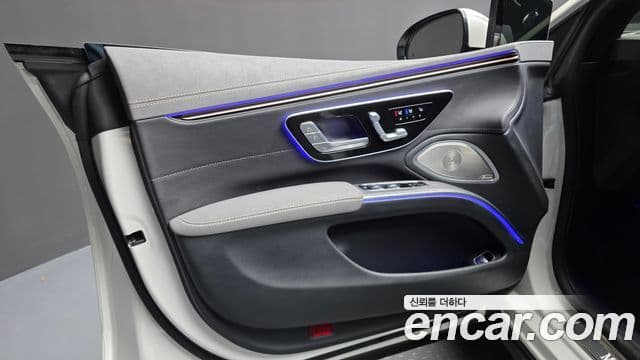 Mercedes-Benz EQS 2022 — ფოტო 15/35