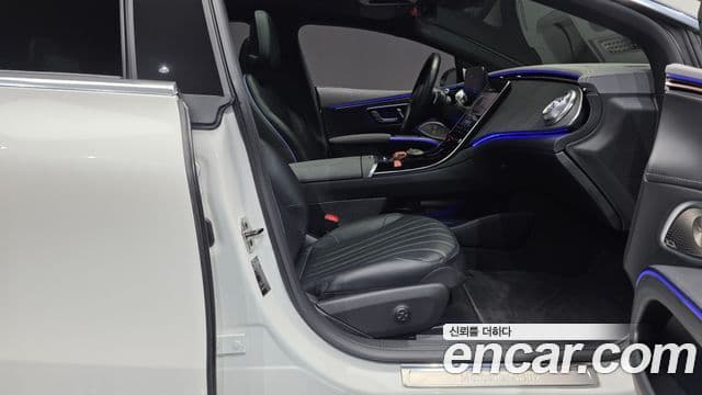 Mercedes-Benz EQS 2022 — ფოტო 16/35