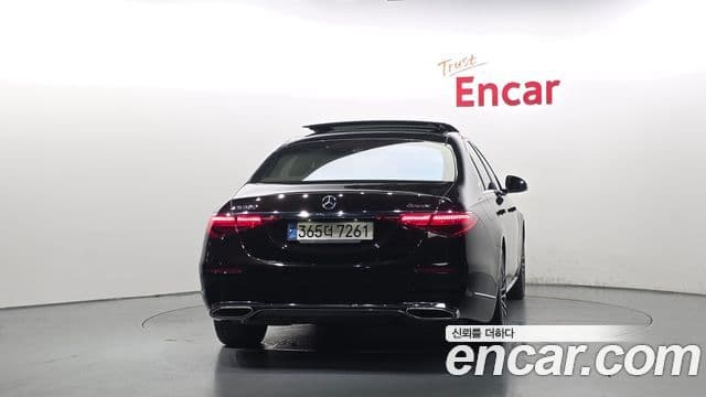 Mercedes-Benz S-Class 2021 — Photo 15/37