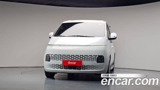 Hyundai Staria 2025 — Фото 3/20