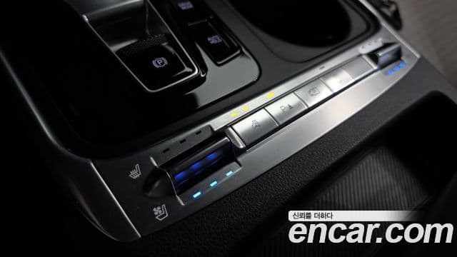 Kia Carnival 2024 — ფოტო 30/43