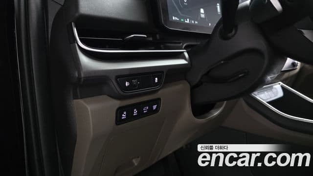 Kia Carnival 2024 — ფოტო 23/43