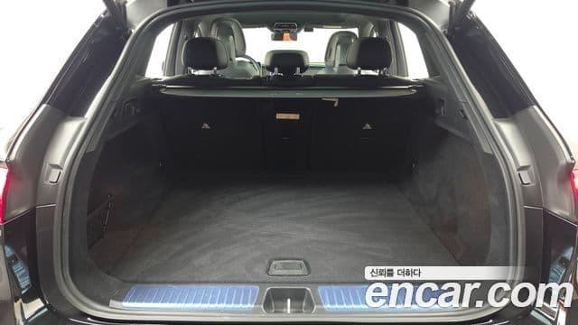 Mercedes-Benz EQE SUV 2023 — ფოტო 4/33