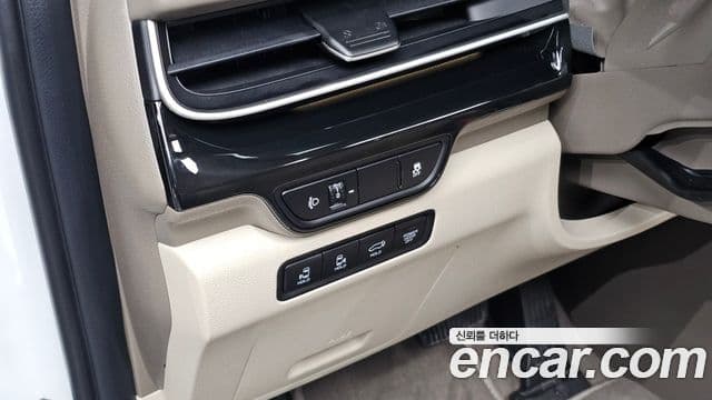 Kia Carnival 2025 — Фото 15/20