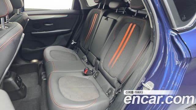 BMW 2 Series Active Tourer 2020 — Şəkil 12/32