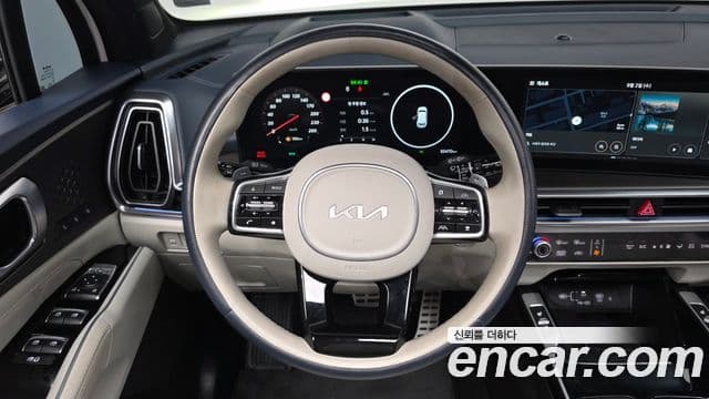 Kia Sorento 2024 — Фото 13/20