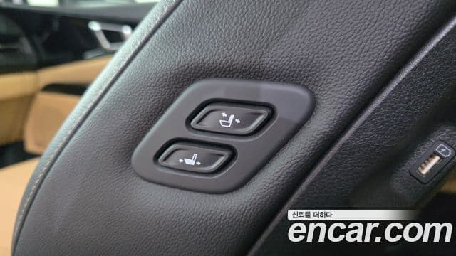 Kia Carnival 2021 — Фото 17/20