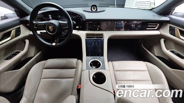 Porsche Taycan 2023 — ფოტო 5/32