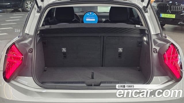 Mini Cooper Electric 2024 — ფოტო 16/19