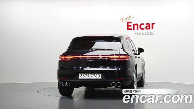 Porsche Macan 2019 — Фото 4/20