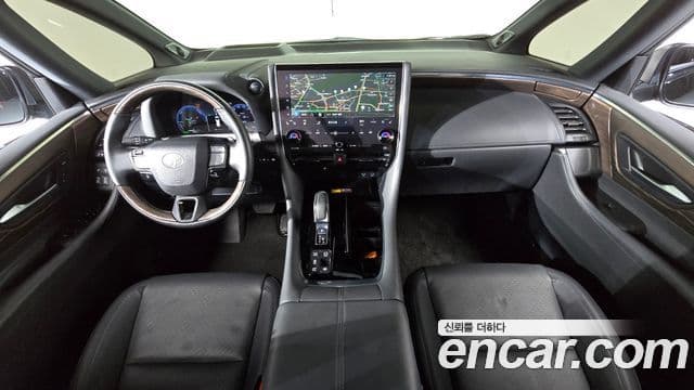 Toyota Alphard 2025 — ფოტო 8/34