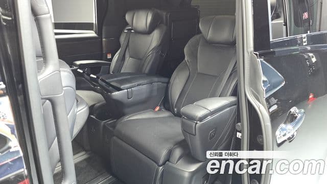 Toyota Alphard 2025 — ფოტო 3/34